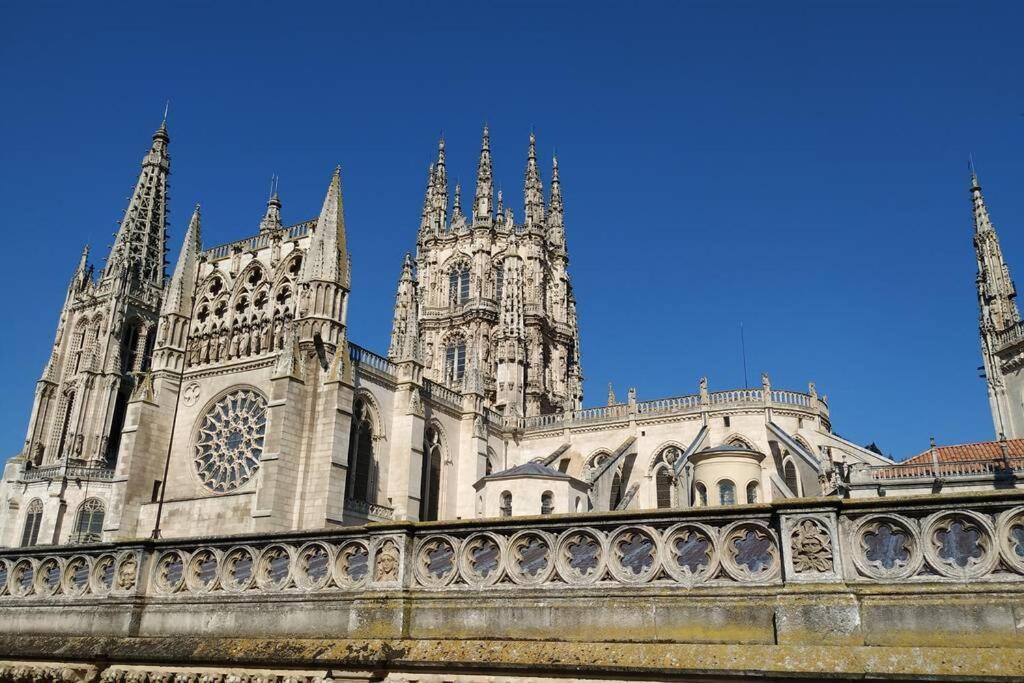 Buhardilla Con Vistas A La Catedral Apartment Burgo Exterior foto